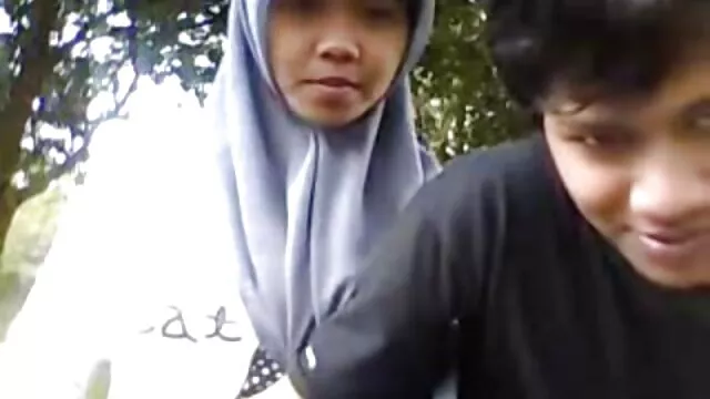 Kepala cerita dewasa bercinta bom di neraka.