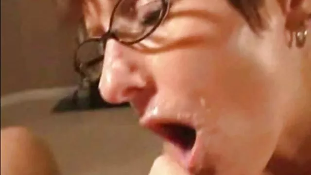 Mini telah menjadi kotak, hubungan sex dewasa pekerjaan, blow job, wajah ayam jantan
